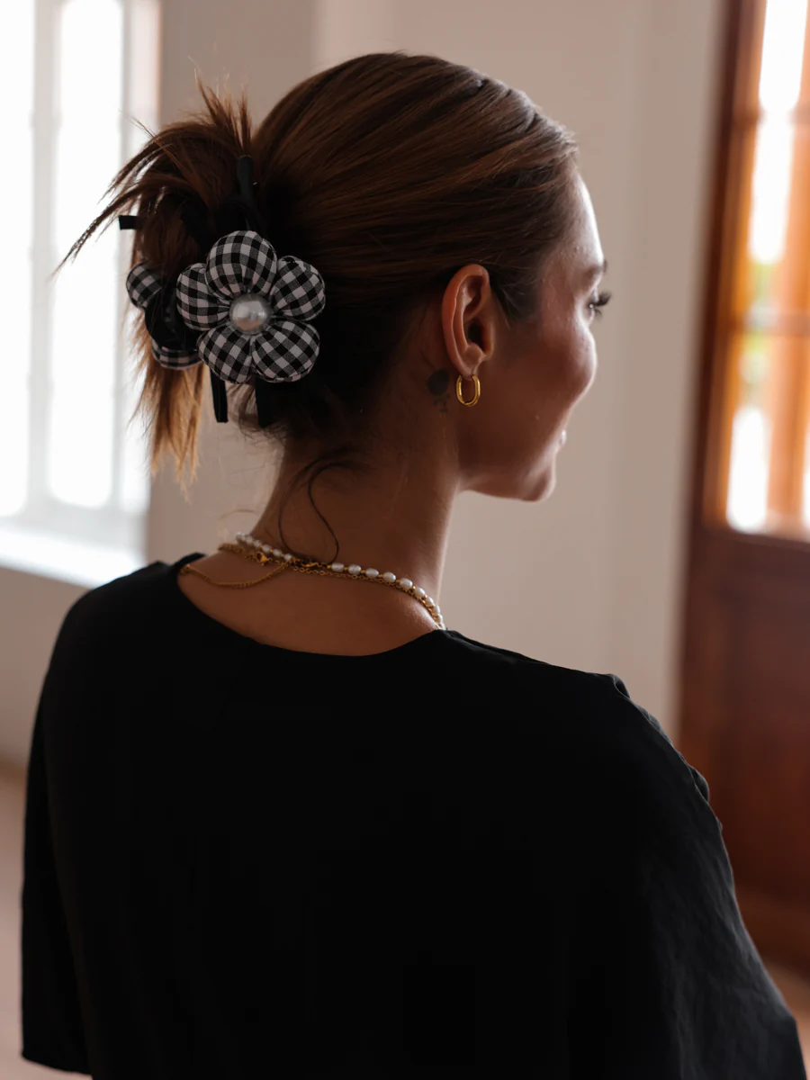 Pearl Floral Black Plaid Haarklammer - Image 3
