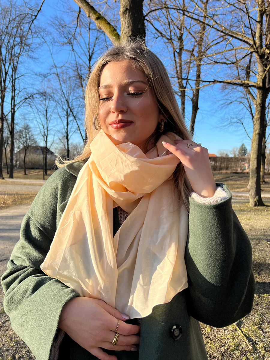 Pure Essence Apricot Schal - Image 10