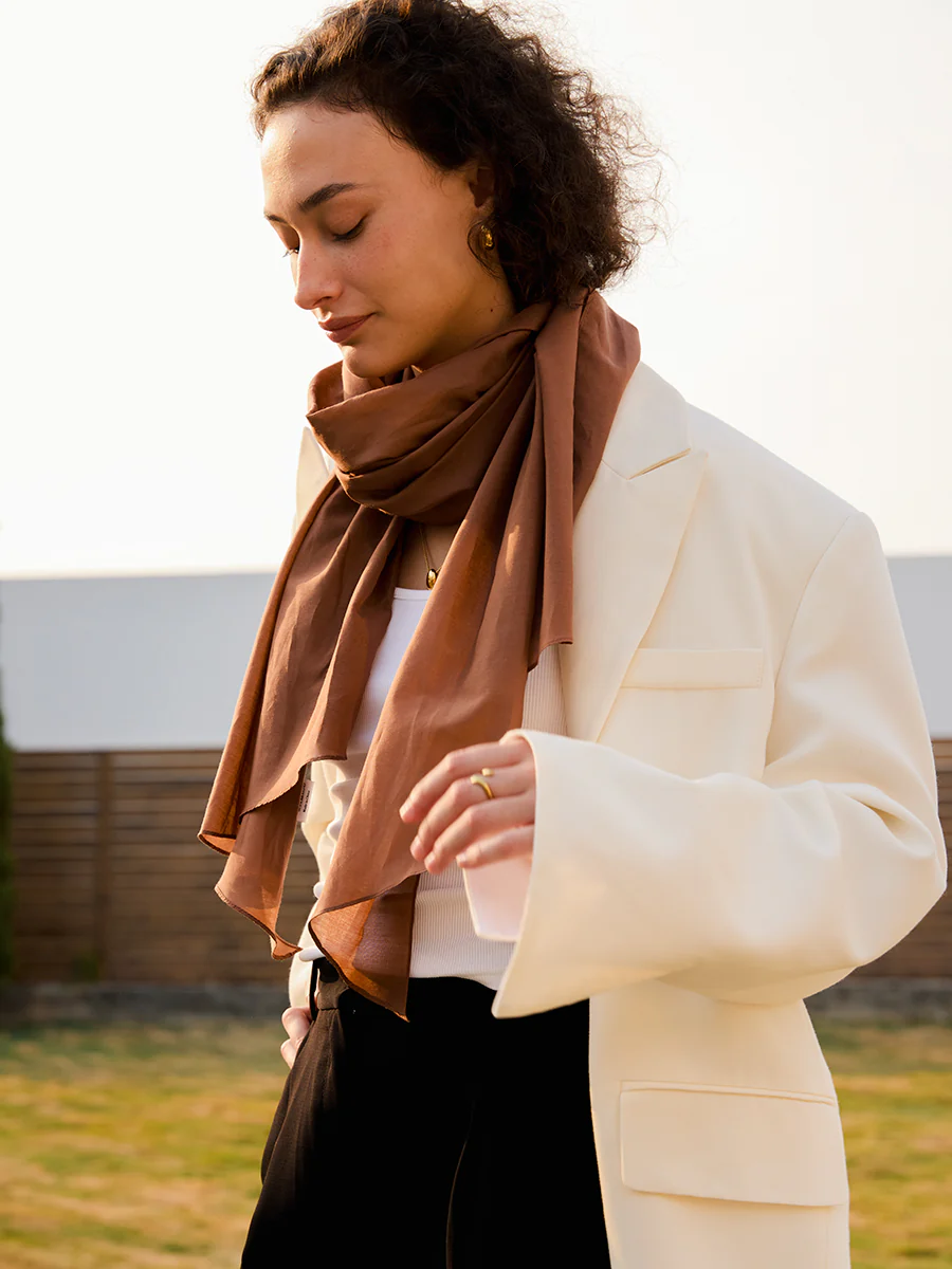 Pure Essence Brown Schal - Image 10