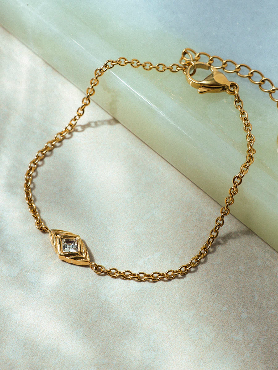 Retro Feather ARMBAND - Image 4