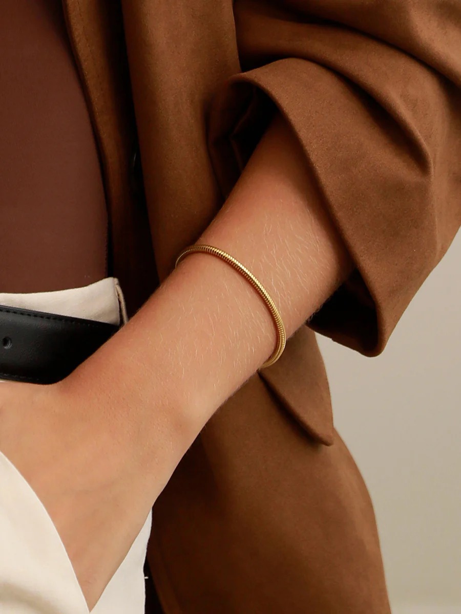 Round Sleek ARMBAND - Image 6