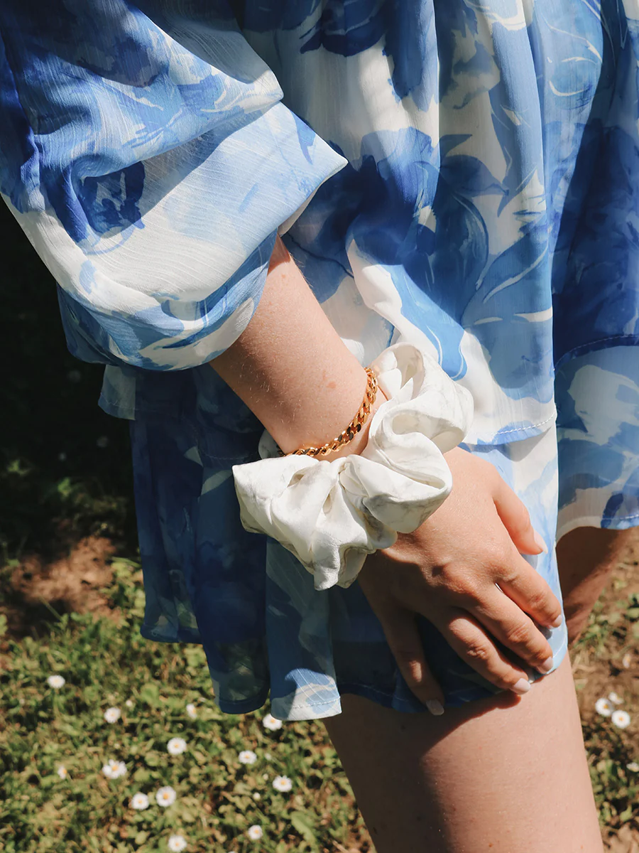 Serene Flow White Scrunchie - Image 5