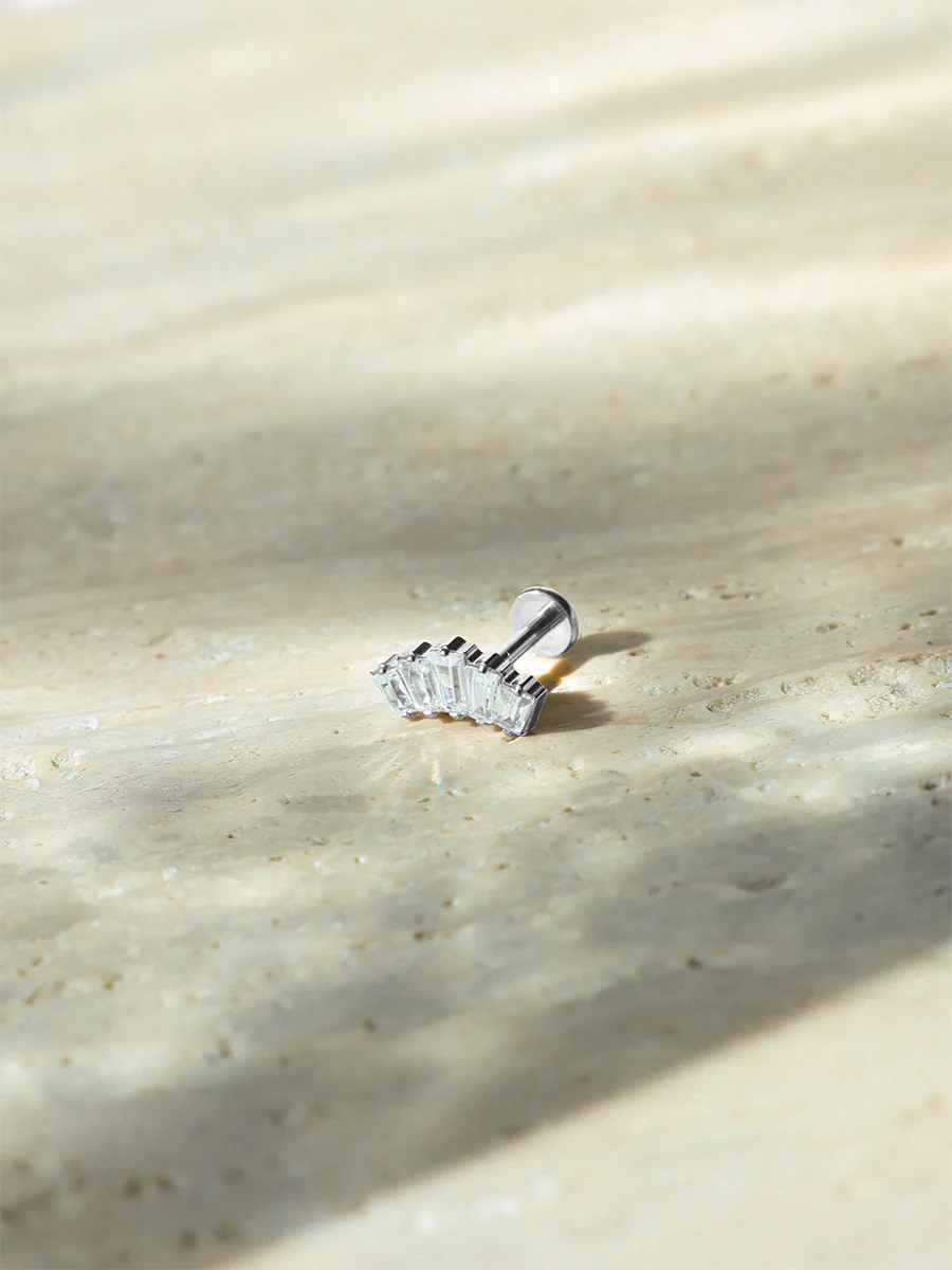 Shimmering Melody Titan Piercing - Image 2
