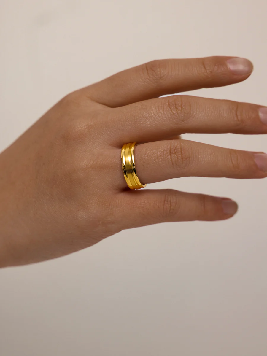 Shiny Circle Ring - Image 2