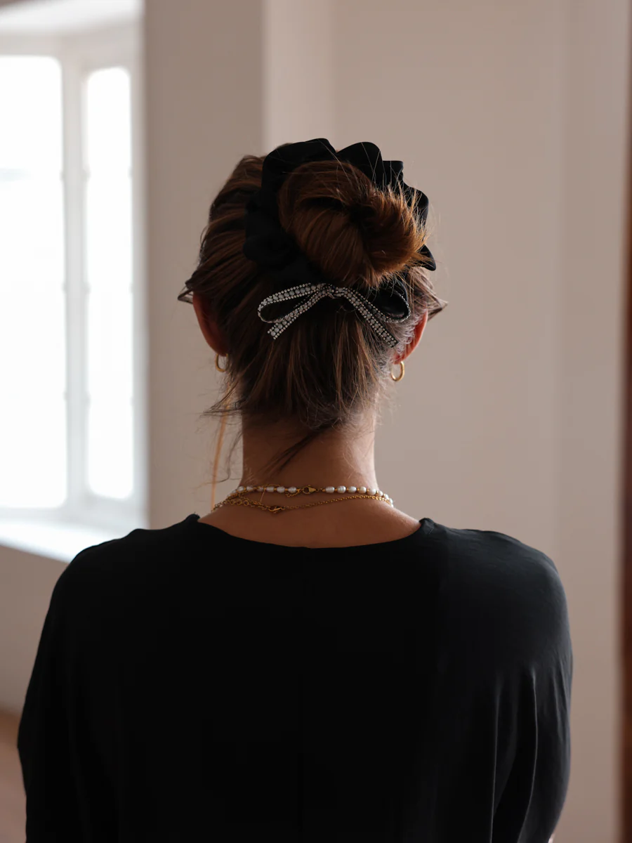 Shiny Pearl Black Scrunchie - Image 2