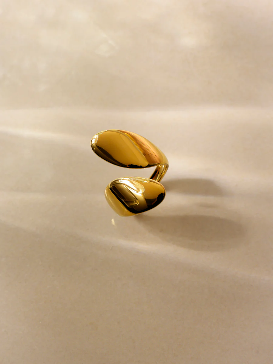Simple Serenity Ring - Image 4
