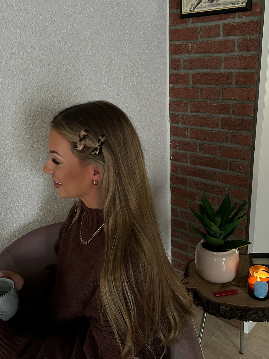 Simple Wave Tortoiseshell Set Hairpin - Image 5