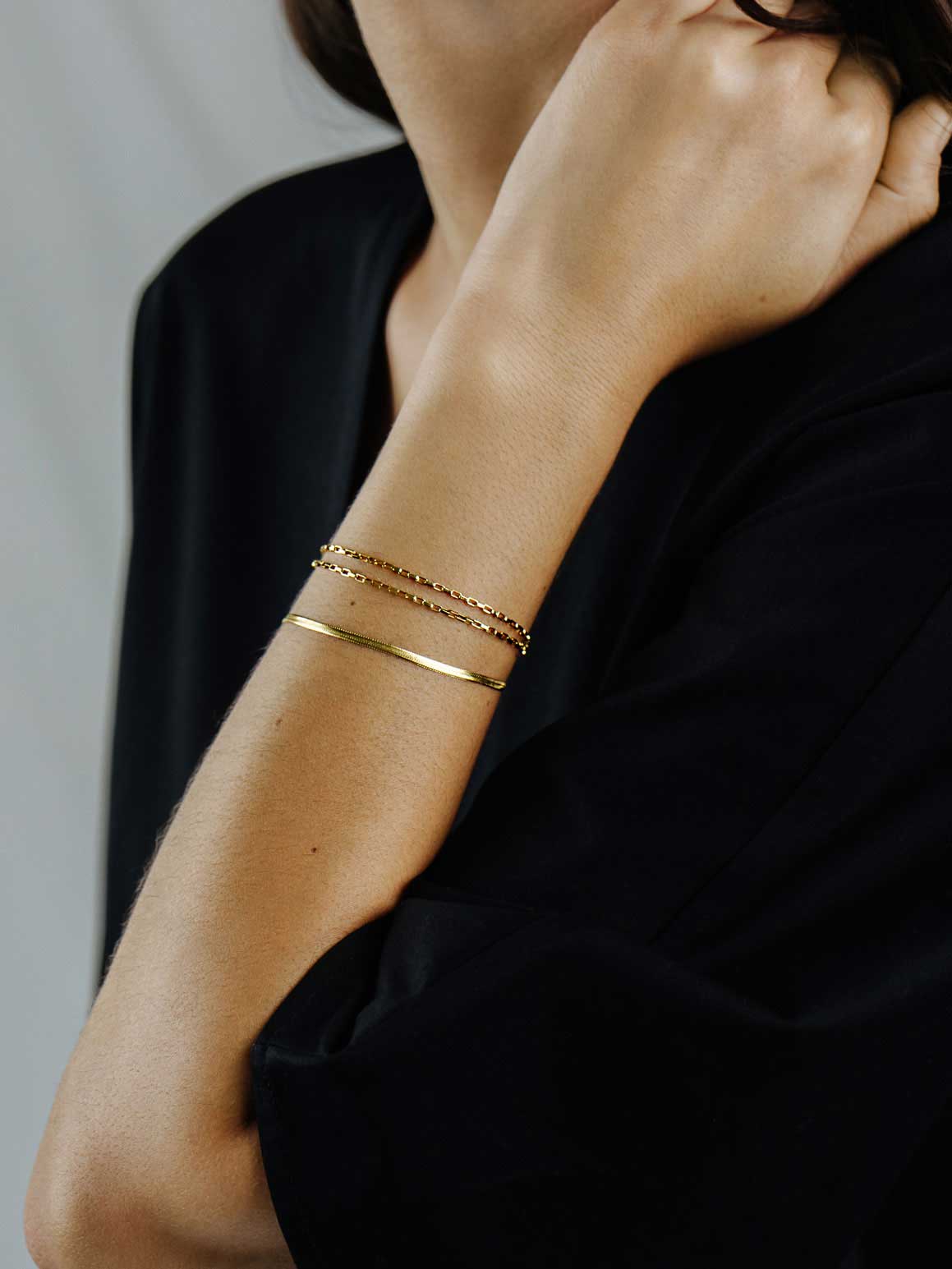 Sleek Armband - Image 7