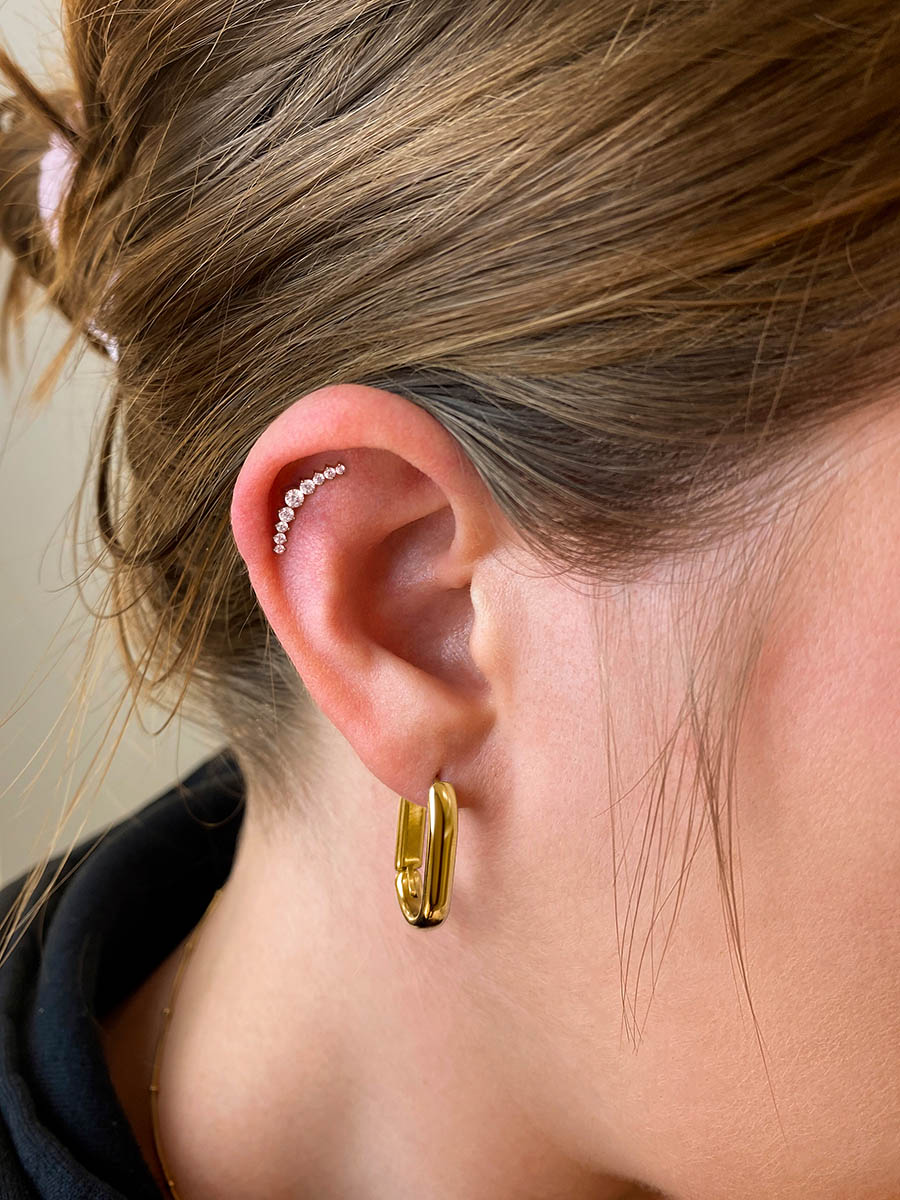 Sparkling Curves Titan Piercing - Image 2