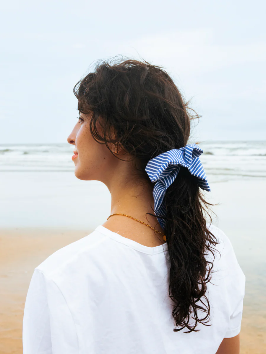 Striped Wave Navy-striped Scrunchie - Image 3