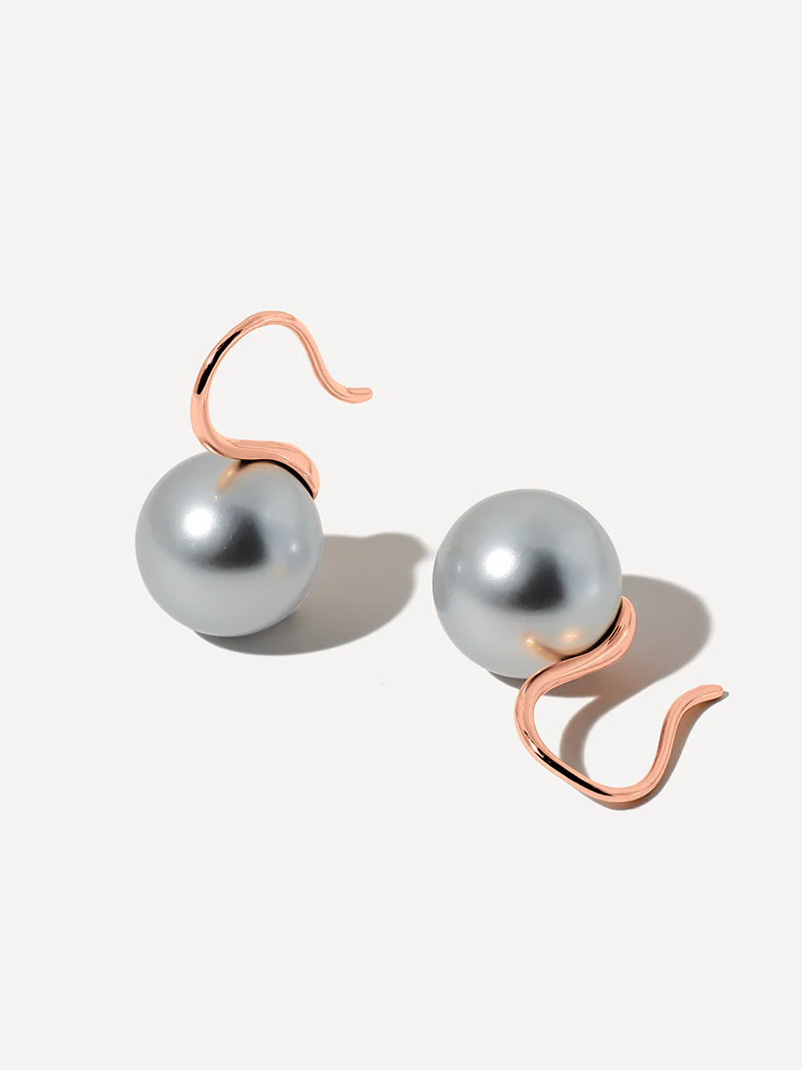 Sway Pearl Grey Ohrringe - Image 7