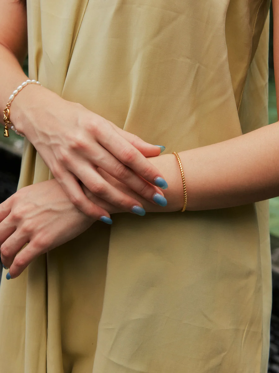Tranquil Arc Armcuff - Image 6