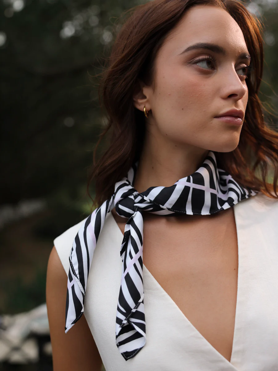 Trendy Elegance Tuch - Image 7