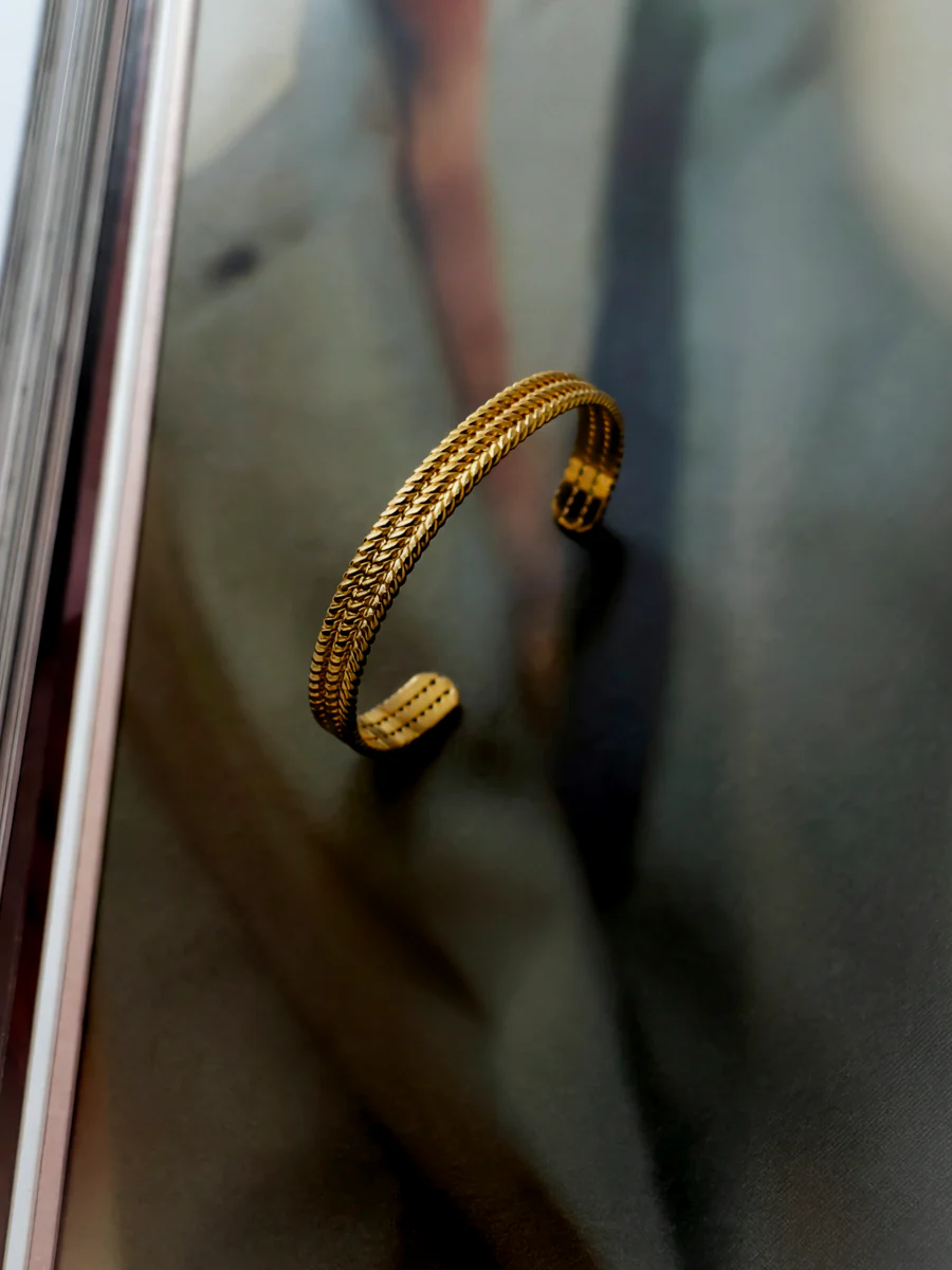 True Balance Armcuff - Image 4