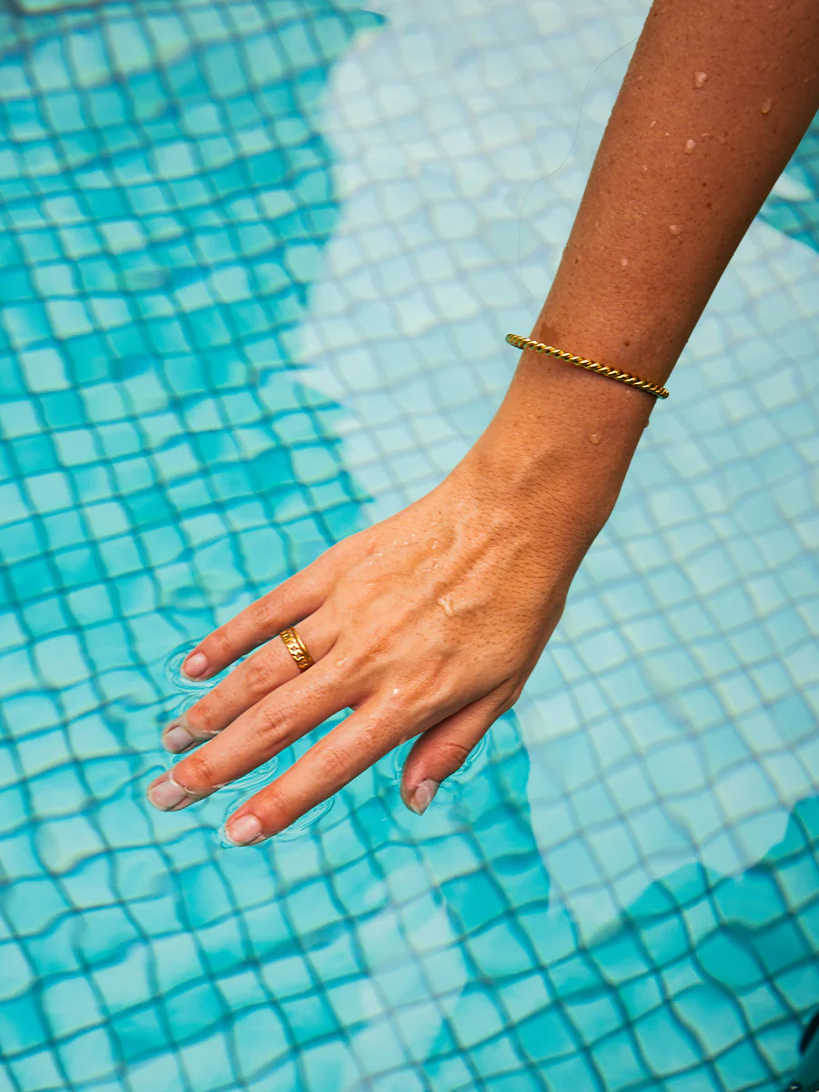 Twist Essence Armcuff - Image 6