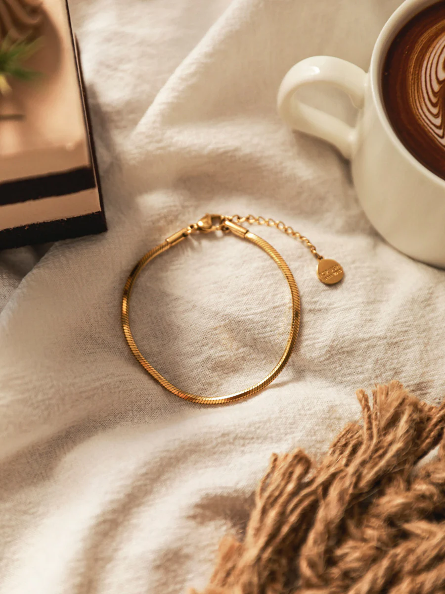 Urban Oval Sleek ARMBAND - Image 4