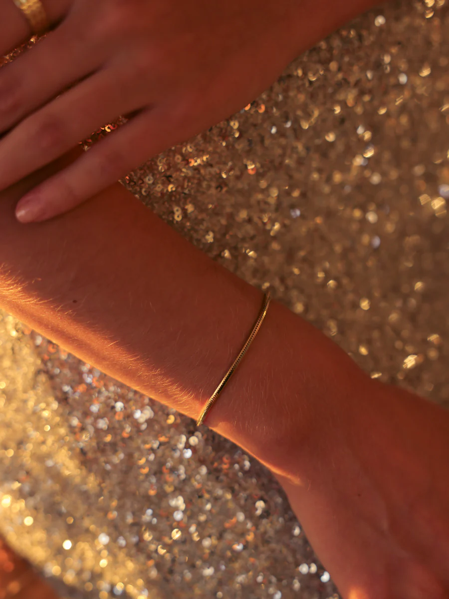 Urban Oval Sleek ARMBAND - Image 6