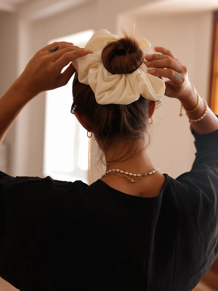 Velvet Dream Off-white Scrunchie - Image 3