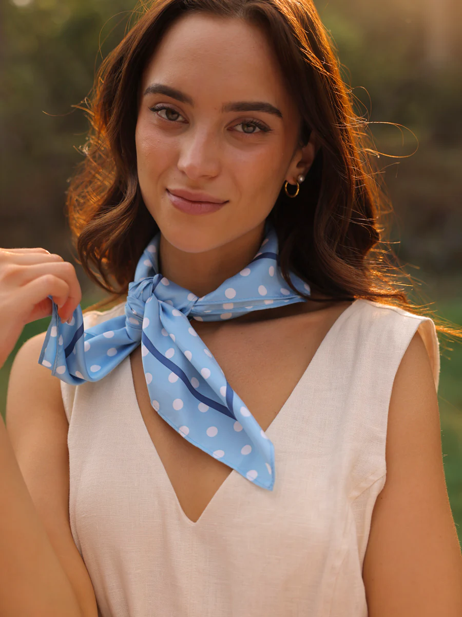 Vintage Dot Blue Tuch - Image 6