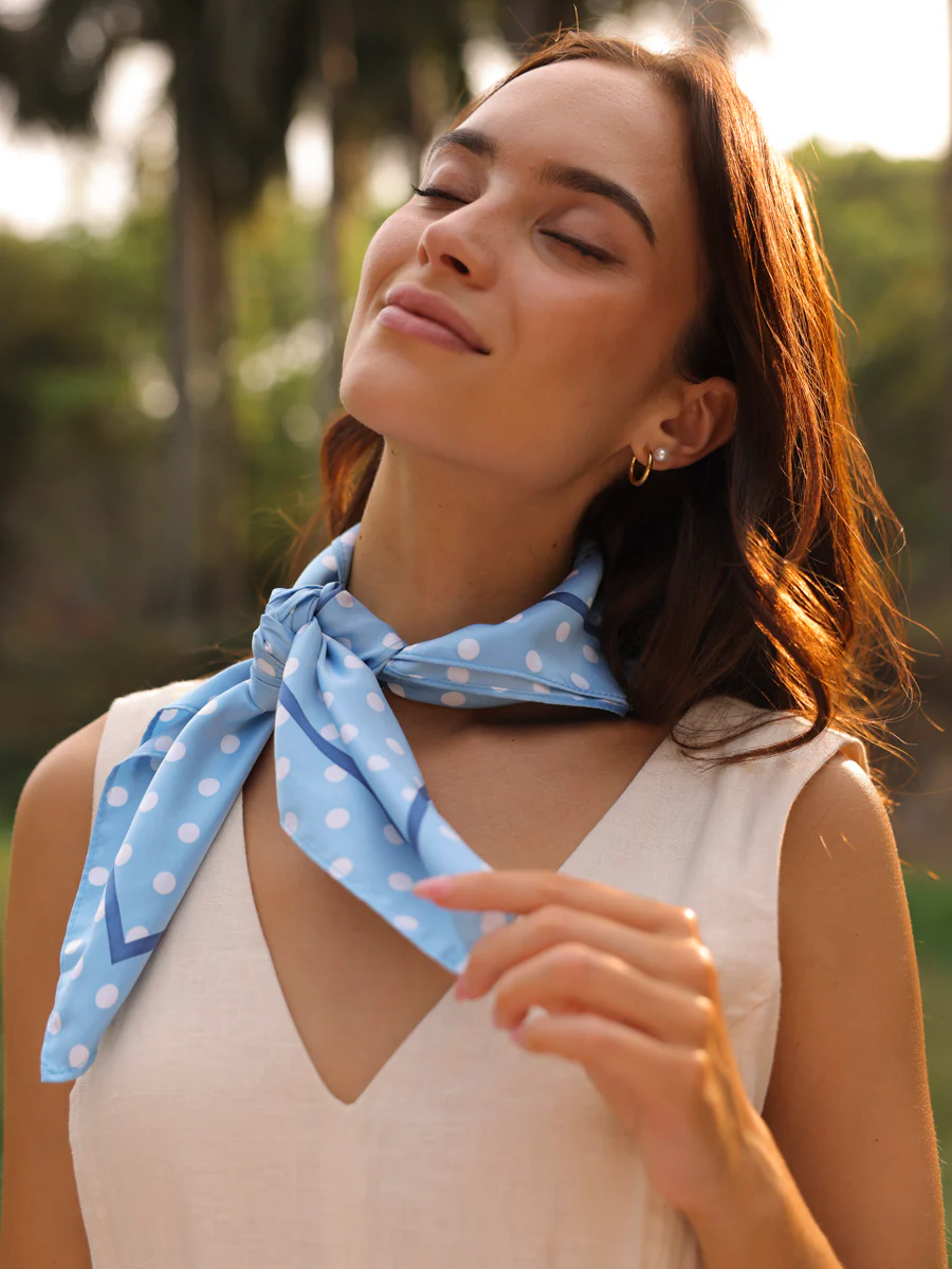 Vintage Dot Blue Tuch - Image 8