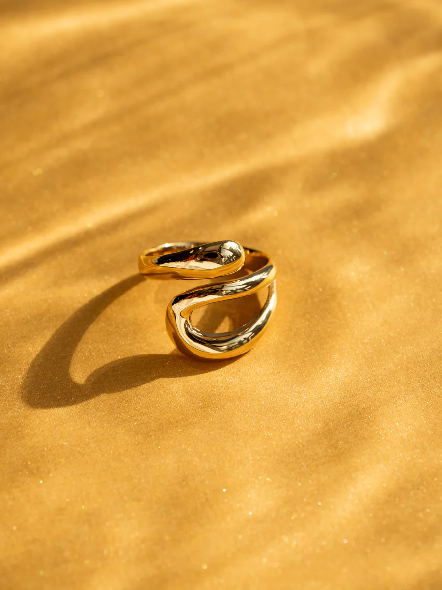 Waltz Circle Ring - Image 4