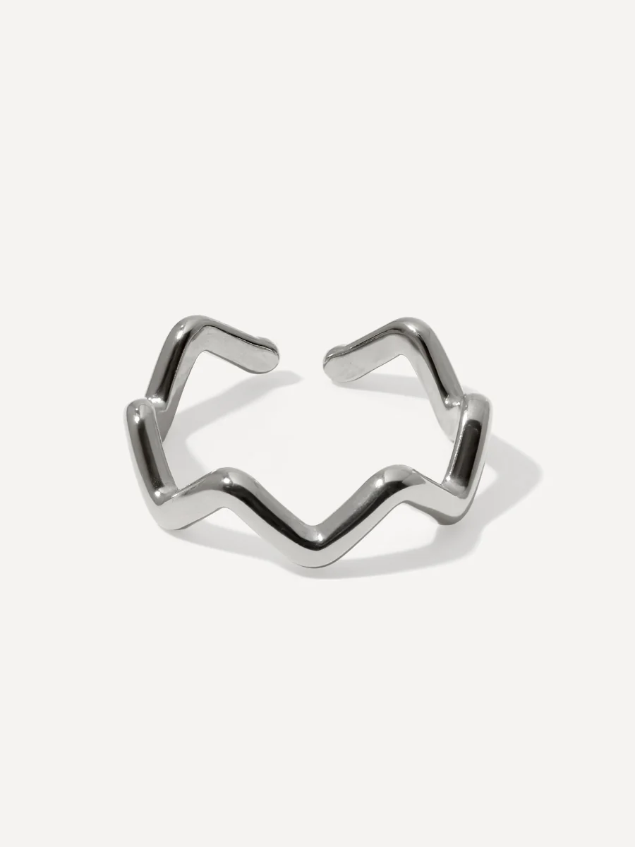 Wave Shaped Ring - Image 8